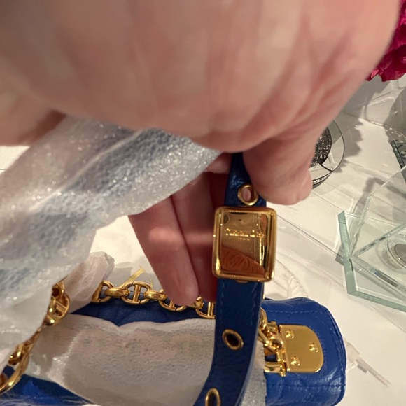 ❗️SOLD❗️💯% Authentic STUNNING bright blue Dior Caro bag - Picture 10 of 15